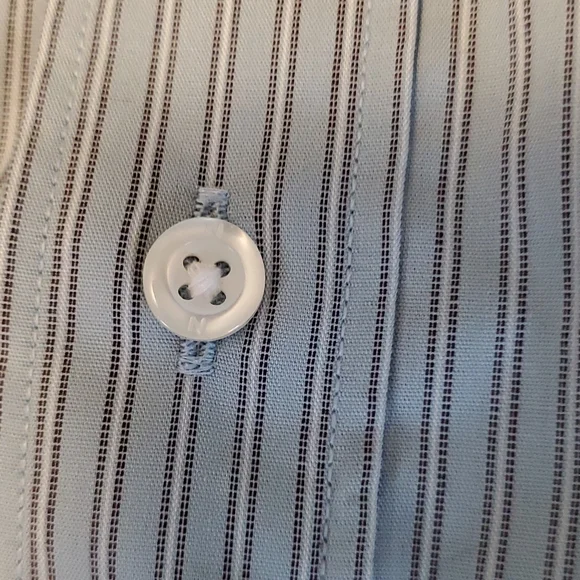 NWT! Nautica classic fit striped long sleeve dress shirt - Picture 5 of 13